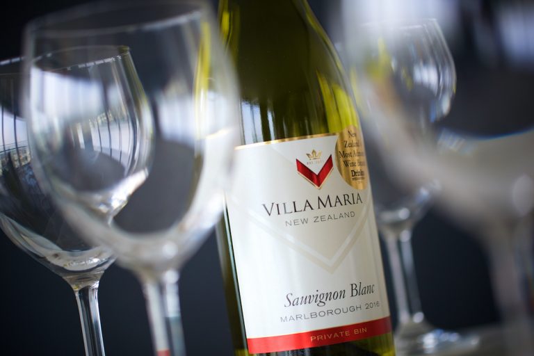 Bottle of Villa Maria sauvignon blanc wine with glasses - 72px