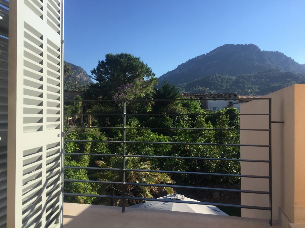 mountain views from soller townhouse terrace