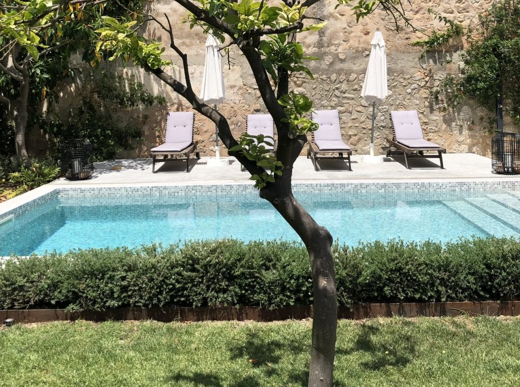 Soller townhouse pool area from garden