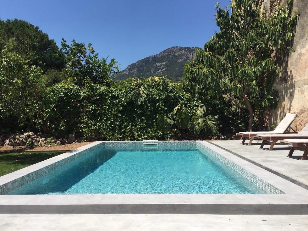 Soller Townhouse private swimming pool with mountain views-72px